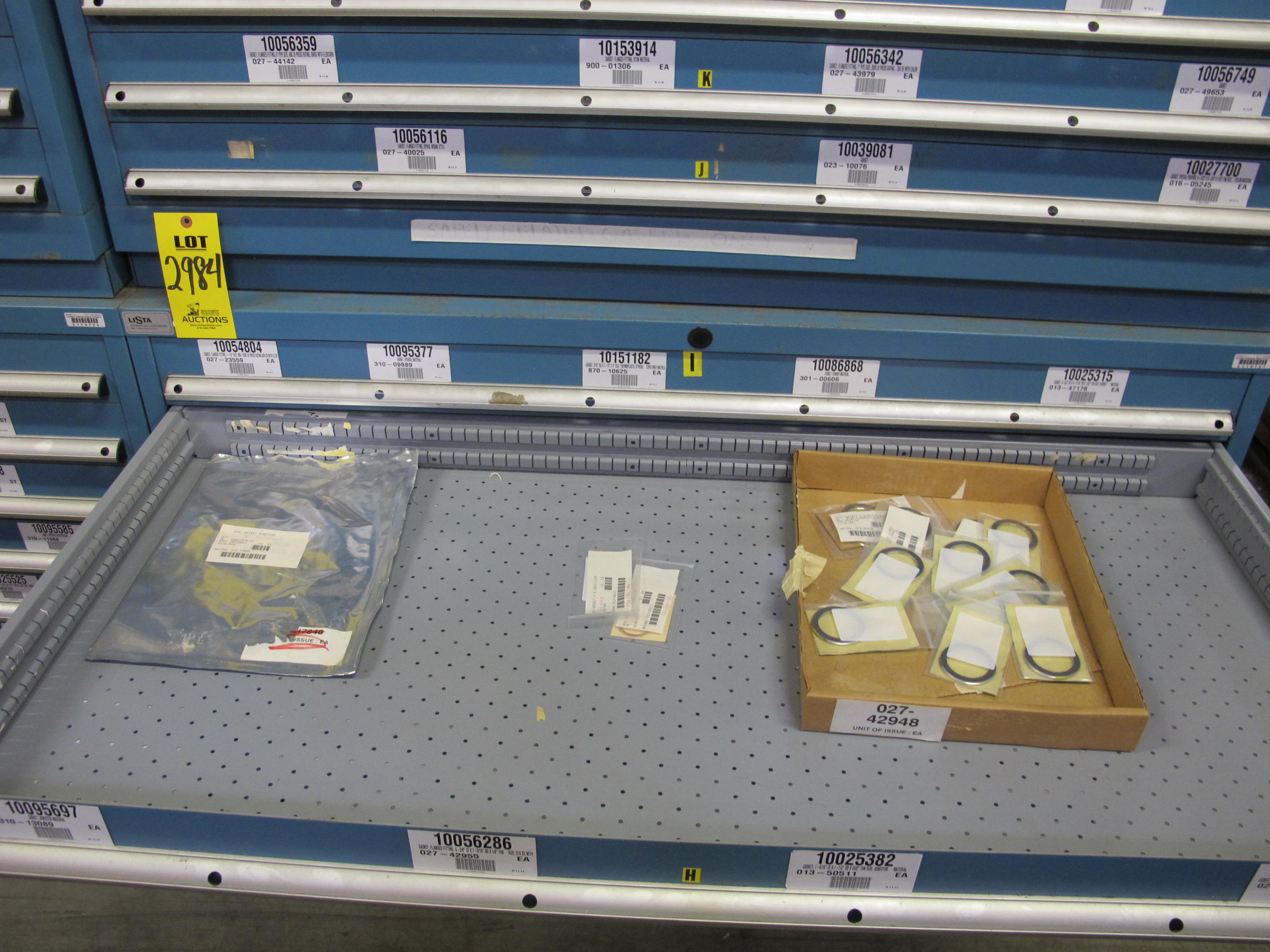 LISTA HEAVY DUTY 9-DRAWER PARTS CABINET W/ CONTENTS (W-50) LOADING & HANDLING FEE $25-